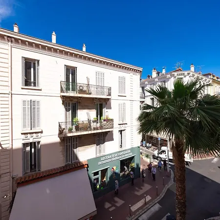 Lejlighed - Charming 3 Bedrooms Bourgeois - Lec2
